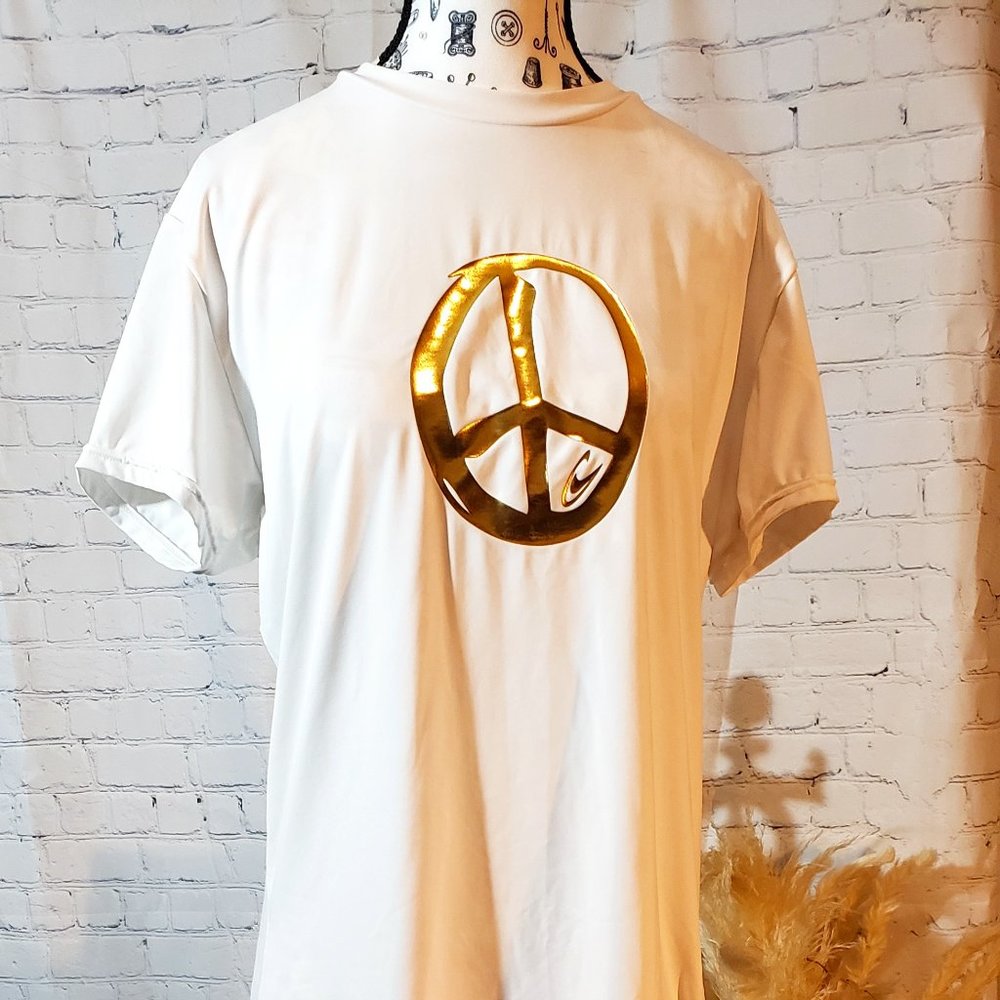 NWT O'Neill Water/Sun Tee